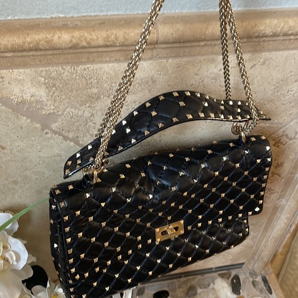 Valentino Garavani Handbags - VALENTINO GARAVANI Medium Rockstud Spike Leather Shoulder Bag